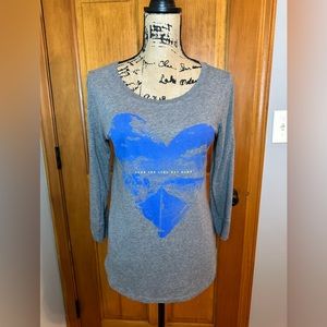 American Eagle Favorite Size Med Take The Long Way Home Gray T-Shirt Blouse Top
